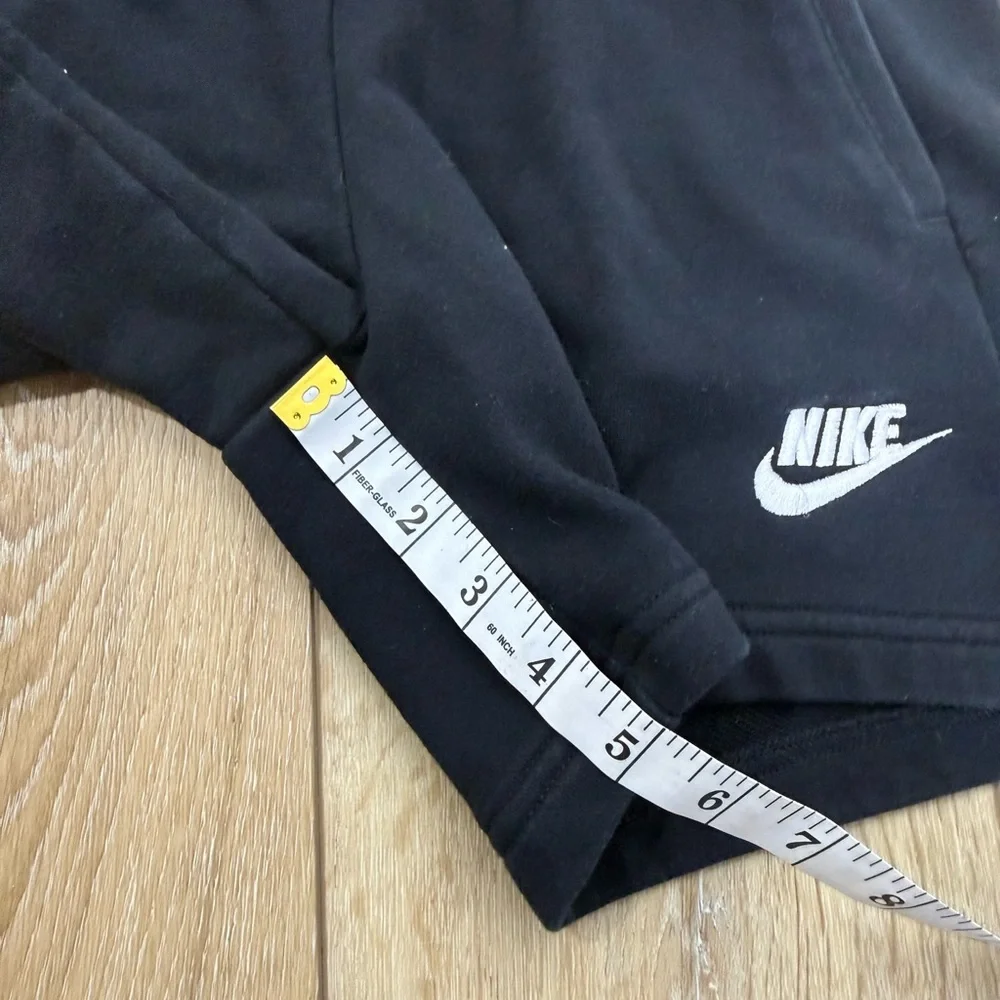 Nike Athletic Shorts Youth Large Pockets Athleisure